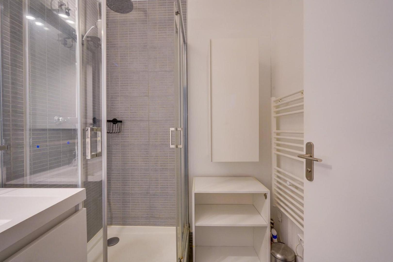 Ferienwohnung Pleasant Flat In Bordeaux With Terrace And Parking Exterior foto
