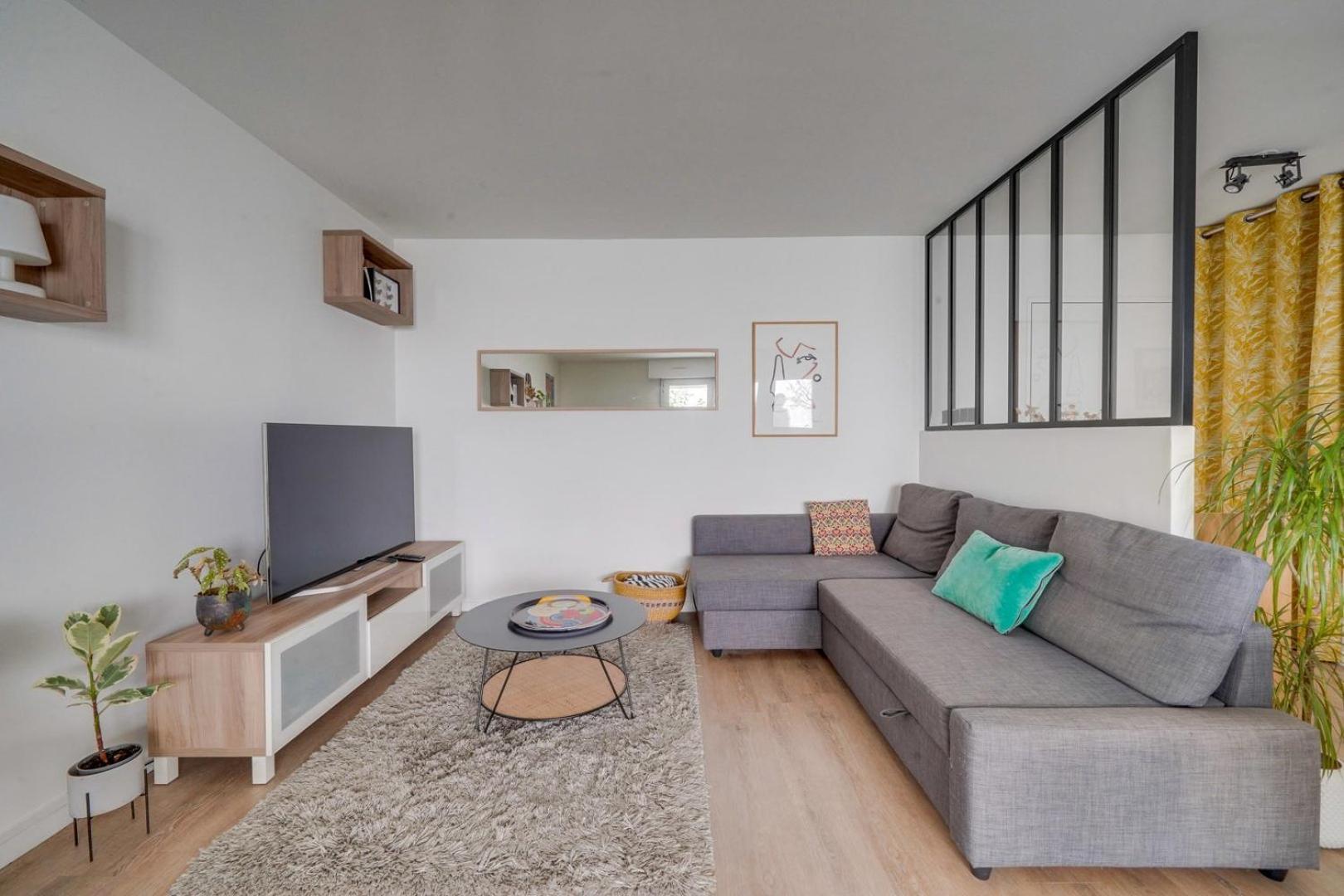 Ferienwohnung Pleasant Flat In Bordeaux With Terrace And Parking Exterior foto